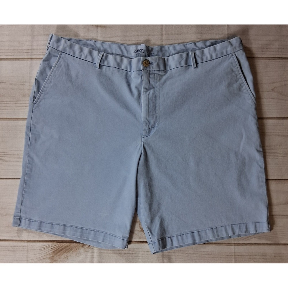 IZOD Saltwater Stretch Men's Shorts Size 44 W44 Light Blue Flat Front Chino